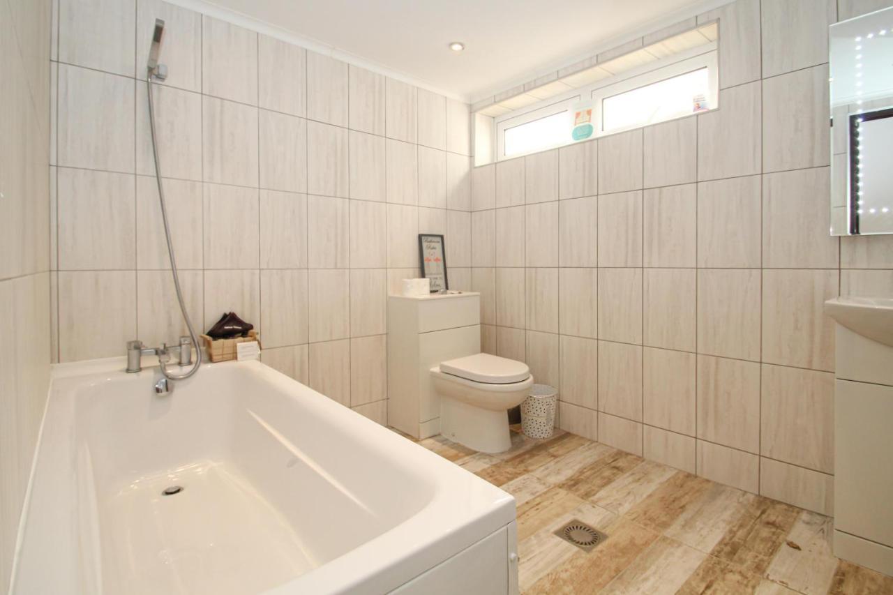 Deluxe Apartment Lanark Luaran gambar