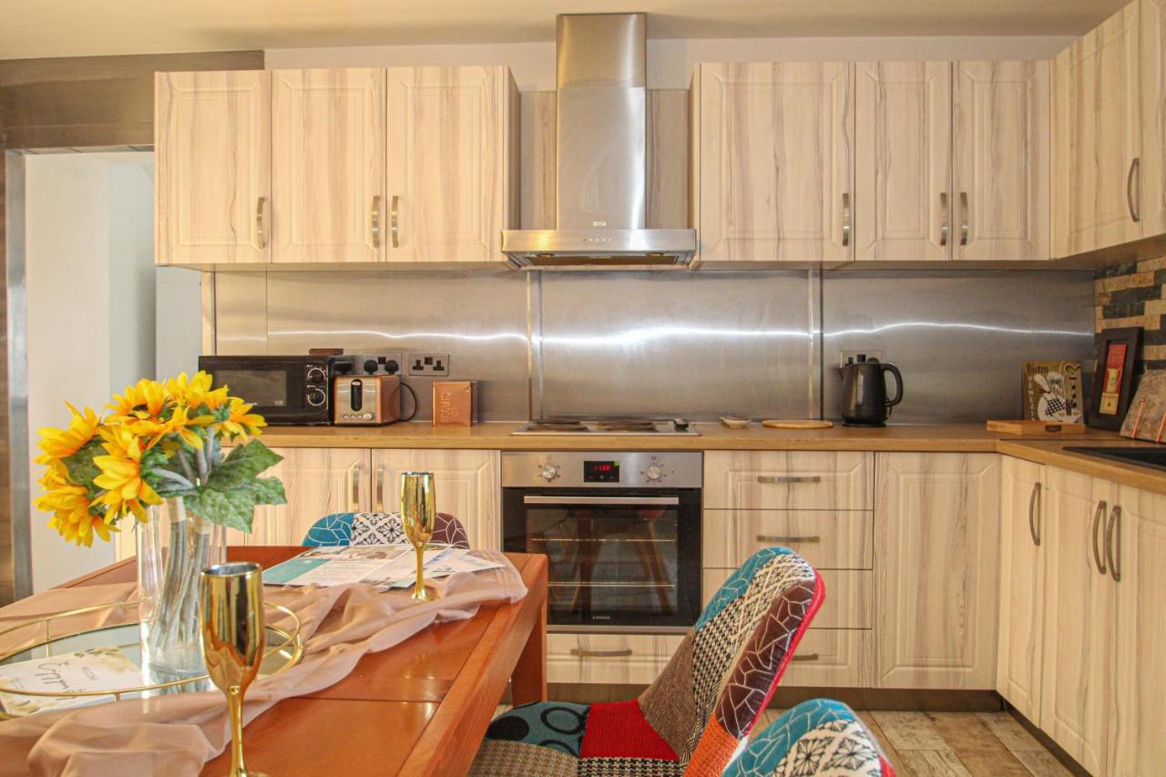 Deluxe Apartment Lanark Luaran gambar