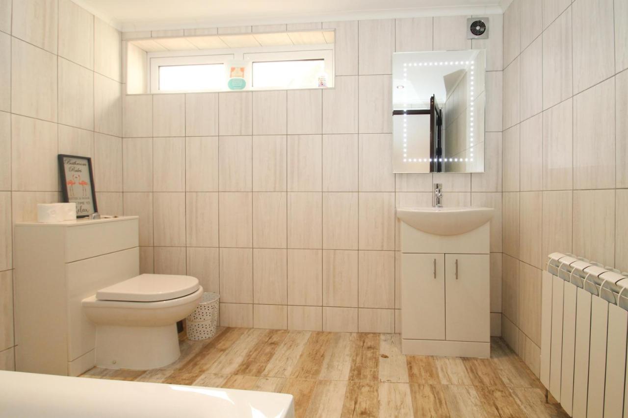 Deluxe Apartment Lanark Luaran gambar